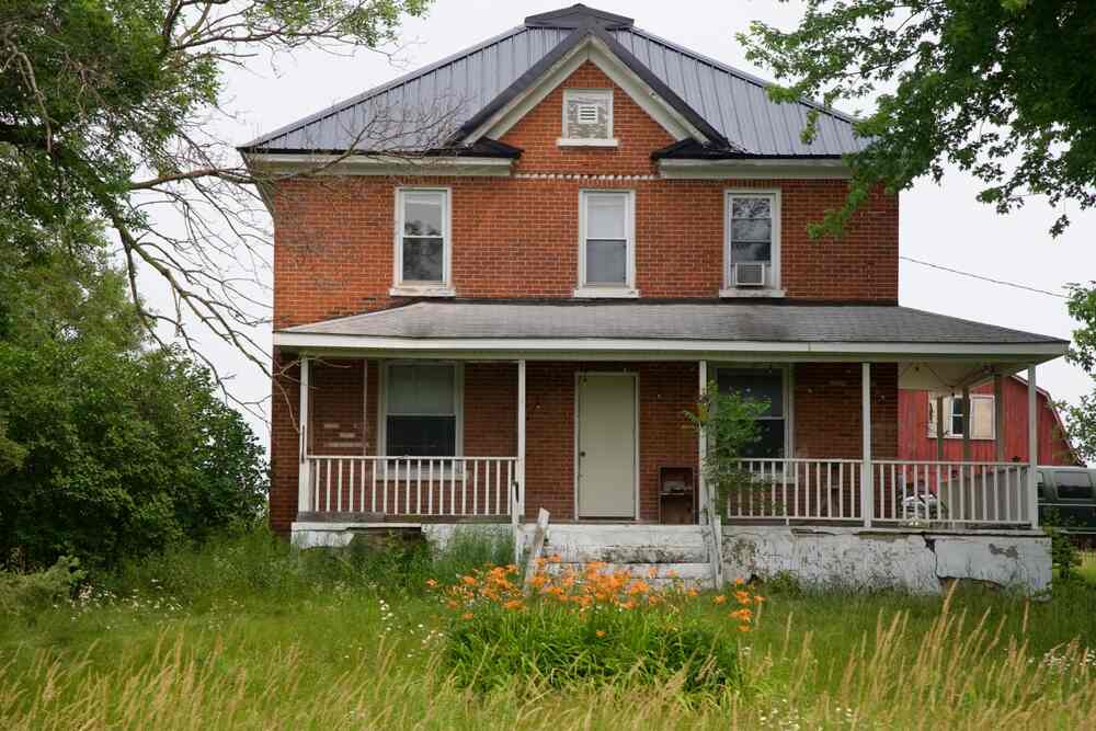 Old farmhouse in need of renovation